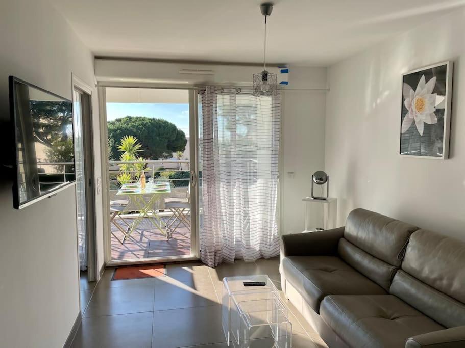 17 - Appartement Neuf, Parking Terrasse Et Jolie Vue バンドール エクステリア 写真