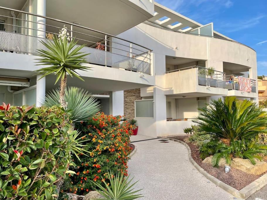 17 - Appartement Neuf, Parking Terrasse Et Jolie Vue バンドール エクステリア 写真